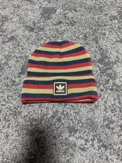 adidas ストライプ ニット帽