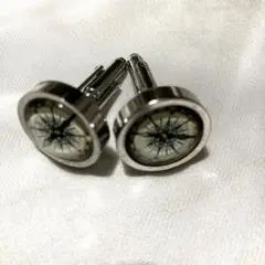 カフス　コンパス柄