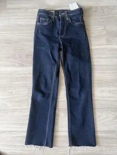 ZARA ストレートパンツ