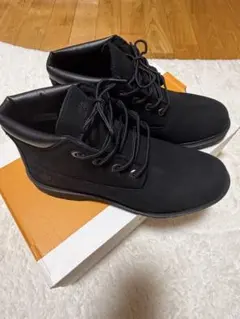 Timberland チャッカブーツ 黒 美品 25.5cmのサムネイル