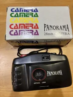 パノラミックカメラ35mm 非売品 ロモグラフィー、35mフィルムでパノラマが撮れるSprocket Rocketの新色