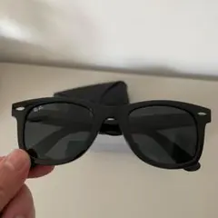 Ray-Ban Wayfarer サングラス ブラック