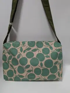 緑色のフルーツ柄 ショルダーバッグ