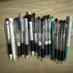 ボールペン 11本まとめ売り - メルカリ