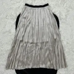 ローズバッド/シャイニープリーツスカート/サテン調/ロング丈/上品/光沢感/Fのサムネイル