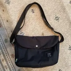 moz ショルダーバッグ ブラック