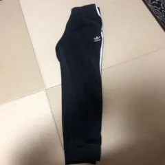 アディダスパンツ