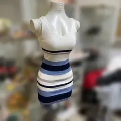 ワンピース　LIP SERVICE