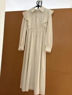 シャツワンピース