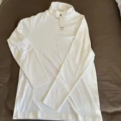 【未使用】GU ホワイト タートルネック　長袖 ホワイト　松倉海斗