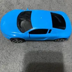 青いスポーツカー ミニカー