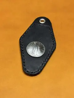 レザーキーホルダー