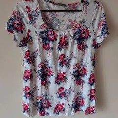 LAURA ASHLEY 花柄 半袖カットソー UK10のサムネイル