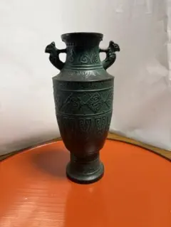 青銅器風 花瓶 饕餮文様 金属工芸 - メルカリ