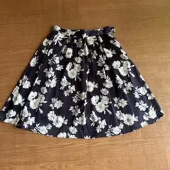 Rew de Rew フラワープリント フレアスカートのサムネイル