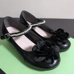 【美品】黒の花モチーフ フォーマルシューズ　21.0cm