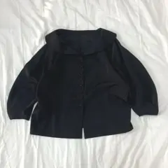 アダムエロペ　セーラーカラーブラウス　丸ボタン　カーブ袖　抜け感　タック　襟