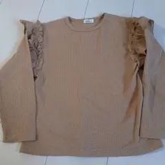 ペアマノン　サイズ120 　袖フリルカットソー