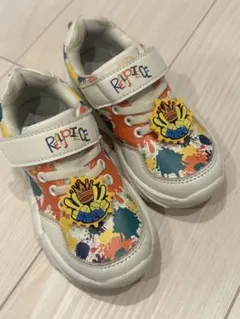 リアルピーススニーカー