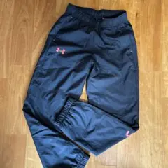 Under Armour ジョギングパンツ 140 150 黒