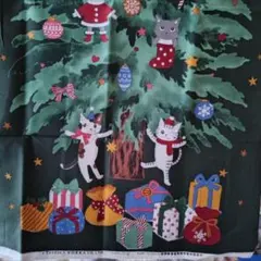 ■KOKKA＊クリスマスタペストリー＊ネコ柄＊グリーン