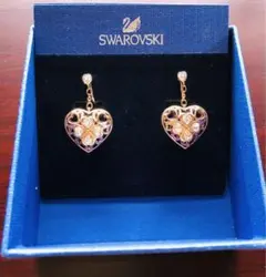 スワロフスキー Swarovski ハート　イヤリングのサムネイル