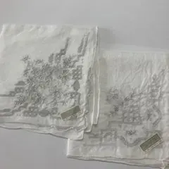 刺繍入ハンカチ (Swatow含む)2点セット - メルカリ