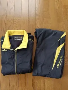 Item thumbnail for item 33b94ae1-a4cf-4e2d-96ad-203c163d9567