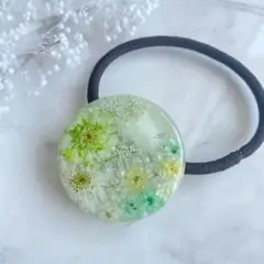 レジン　ヘアゴム　かすみそう　花束風　グリーン系　64 レジン ヘアゴム かすみそう 花束風 グリーン系 64 - メルカリ