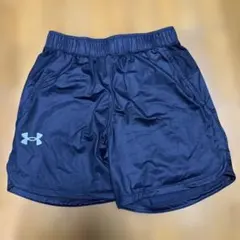 ほぼ未使用！アンダーアーマー アイソチル　ハーフパンツ　メンズ　Mサイズ★