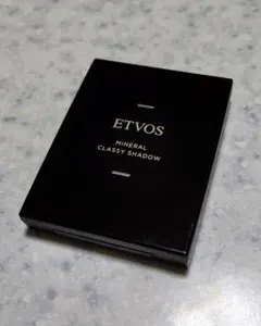 エトヴォス　ミネラルクラッシィシャドー　イノセントブルーム