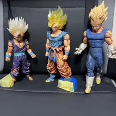 60.ドラゴンボール　悟飯　悟空　ベジータ　リペイント　　3体セット