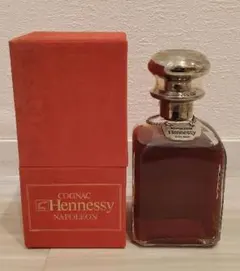 Hennessy ヘネシー ナポレオン シルバートップ ブランデー 箱有 Hennessy ヘネシー ナポレオン シルバートップ ブランデー 箱有