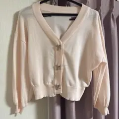 淡いピンク Vネック カーディガン