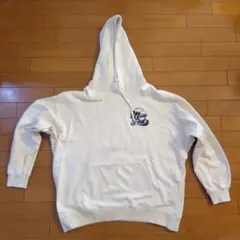 【美品】MILKFED. ミルクフェド フロントロゴ パーカー 白 フリーのサムネイル