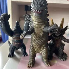 怪獣フィギュアセット3体まとめ売り！