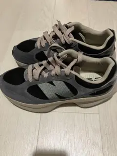 ニューバランス　ワープドランナー