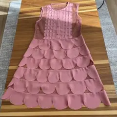 ピンク スカラップデザイン ノースリーブワンピース