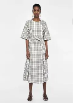 ZARA WOMAN チェック柄 半袖ワンピース　FUNワンピース 2着セットのサムネイル