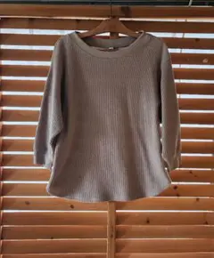 【UNIQLO】ユニクロワッフル生地7分袖クルーネック Tシャツ薄茶 ❣️