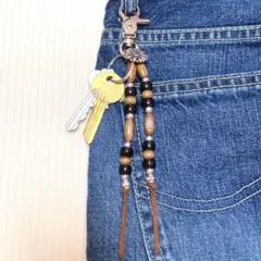N112 【ビーズキーホルダー・茶×黒】アメリカン キーホルダー アメカジ