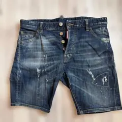 【美品】DSQUARED2 ディースクエアード デニムハーフパンツ46イタリア製のサムネイル
