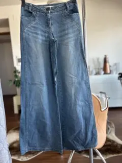 GRACE CONTINENTAL デニム ワイドパンツ ビジュー装飾のサムネイル