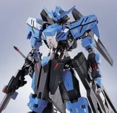 キューズQ 1/100 ヴァーダント 塗装済み完成品 - メルカリ