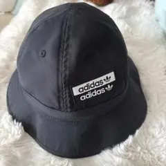 adidas バケットハット 黒