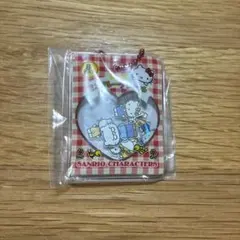 サンリオ　シャカシャカフレークシール風チャーム①