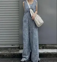 Ameri 2WAY SILHOUETTE V NECK ROMPERS ブルーのサムネイル