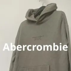 Abercrombie【アバクロ】カーキ／M相当の海外Sサイズ／シミあり