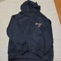 BROOKLYN刺繍黒パーカー