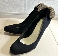 ビジューリボンサテンパンプス　23.5㎝24㎝　RANDA　ハイヒール黒　結婚式